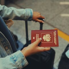 Гражданам пяти стран отменят визы в Россию
