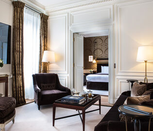 La Réserve Paris – Hotel and Spa подготовил предложение в честь Дня взятия Бастилии La Réserve Paris – Hotel and Spa подготовил предложение в честь Дня взятия Бастилии