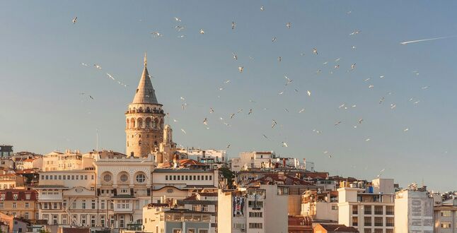 В Стамбуле после реставрации открыли Галатскую башню
