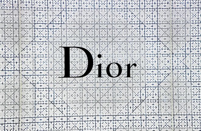 В Италии Dior и Armani обвинили в эксплуатации труда