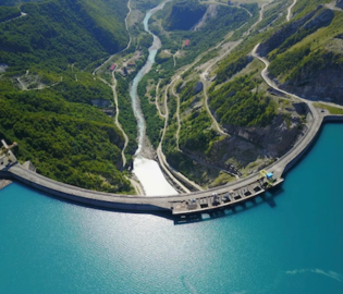 Шале в Грузии предлагает отправиться к Ингурской ГЭС