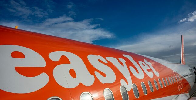 Самолет EasyJet эвакуировали из-за взорвавшейся электронной сигареты